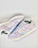 40 - Nike Dunk Low Easter