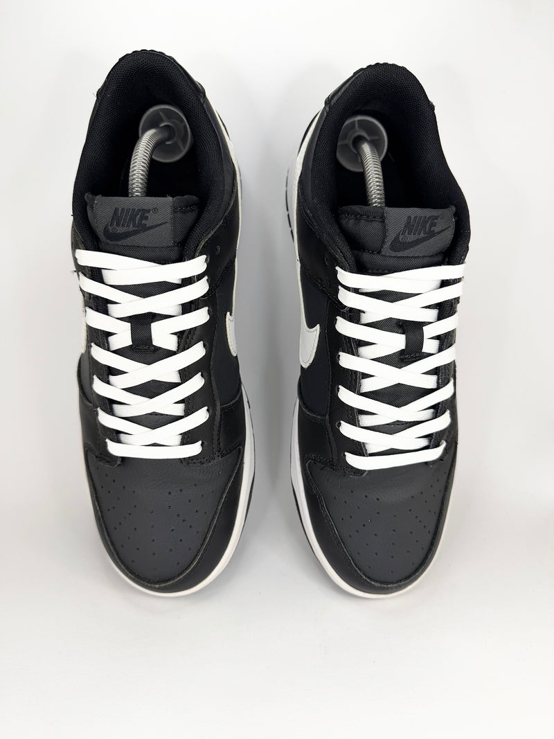 42 - Nike Dunk Low Black Panda