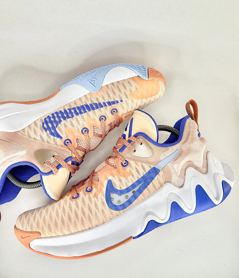 41 - Nike Giannis Antetokounmpo Imortality Arctic Orange Pink