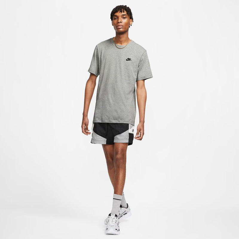 G - Camiseta Nike Sportswear Club