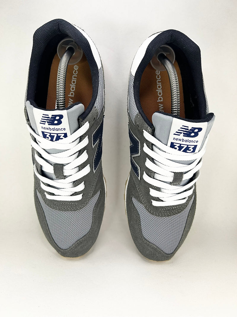 42 - New Balance 373