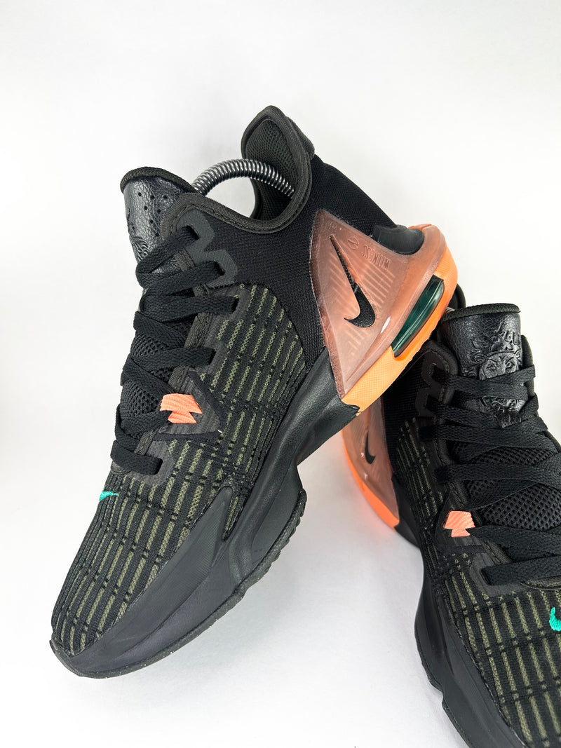 39 - Nike LeBron Witness 6 Black Crimson Pulse