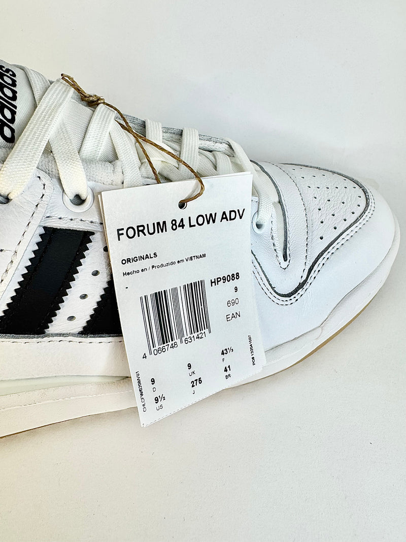 41 - Adidas Forum 84 Low ADV Cloud White