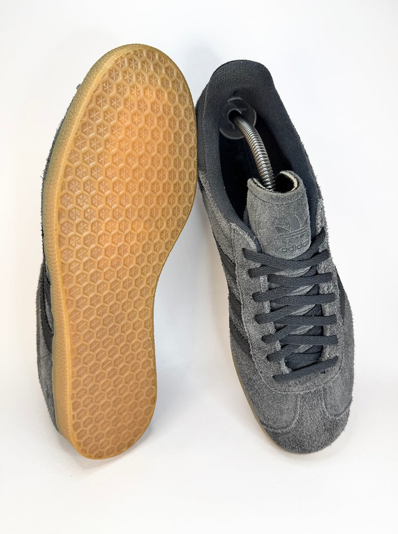 42 - Adidas Gazelle Suede Grey Carbon