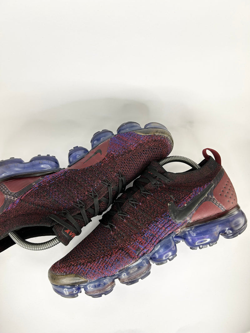 40 - Nike Vapormax Flyknit 2 Team Red