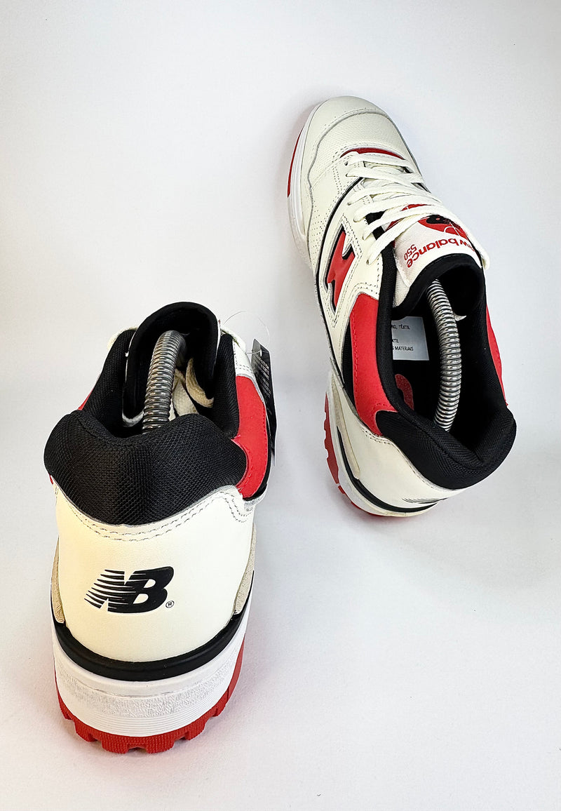 40 - New Balance 550 Sea Salt True Red