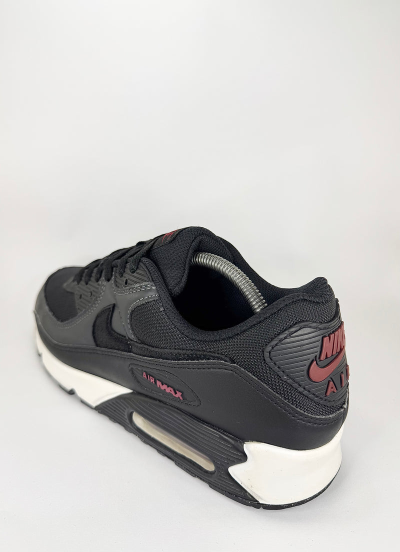42 - Nike Air Max 90 Anthricite Team Red