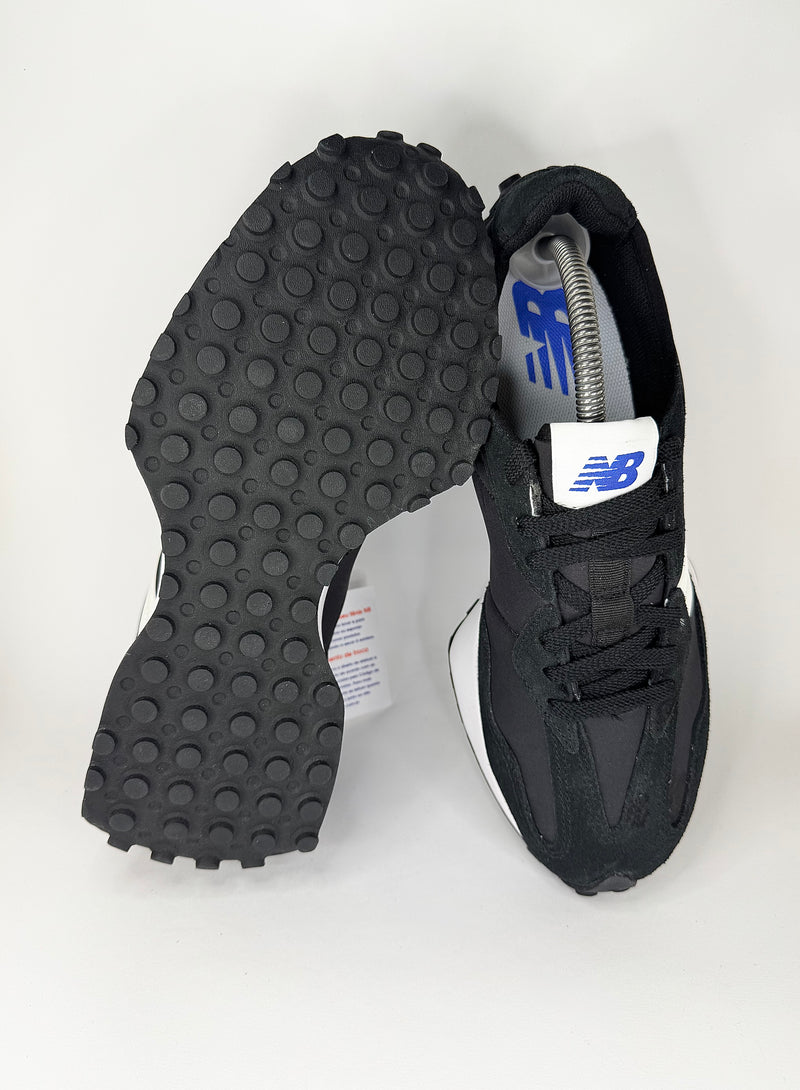40 - New Balance 327 Black / White