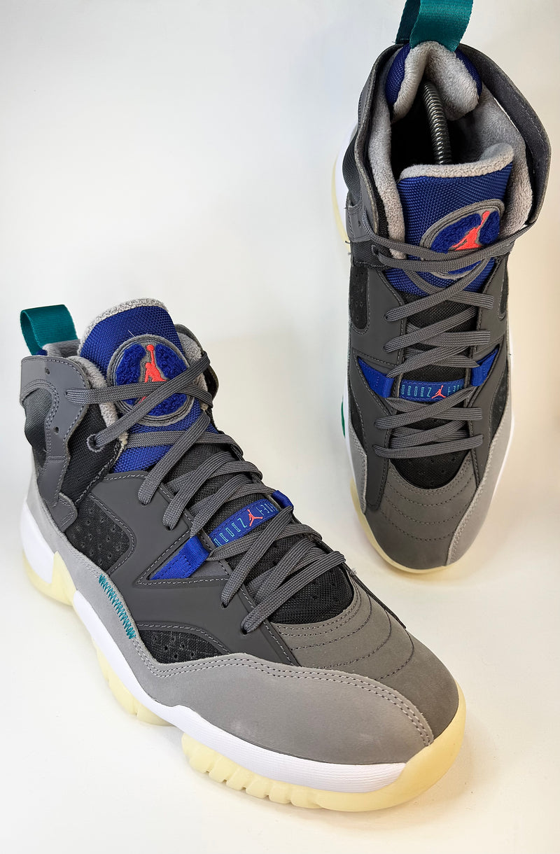 43 - Nike Air Jordan Jumpman Two Trey Cement Grey