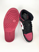 40 - Nike Air Jordan 1 Mid Bred Toe