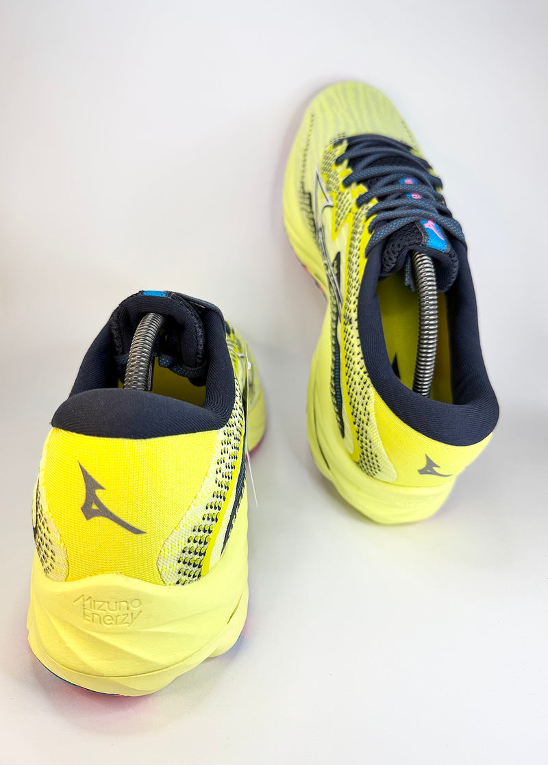 42 - Mizuno Wave Rider 27