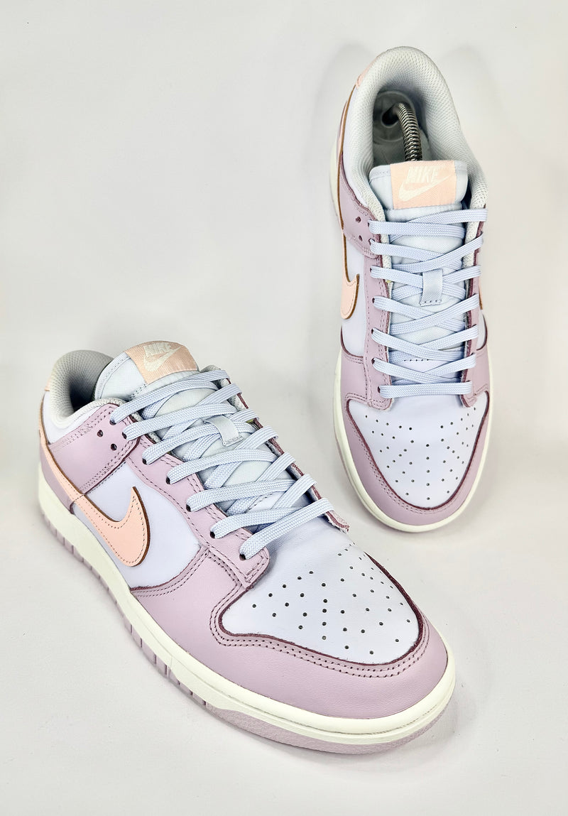 40 - Nike Dunk Low Easter