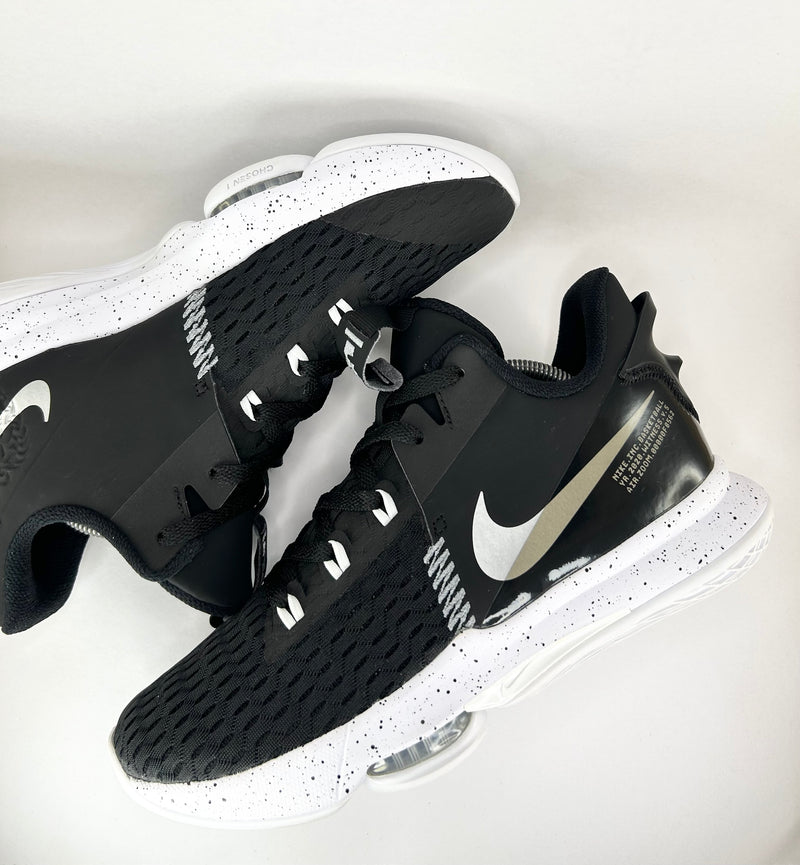 41 - Nike Lebron Witness V Black White