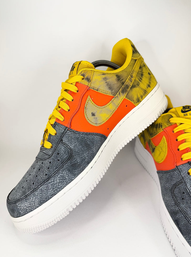 41 - Nike Air Force 1 Low Tie Dye Dark Sulphur