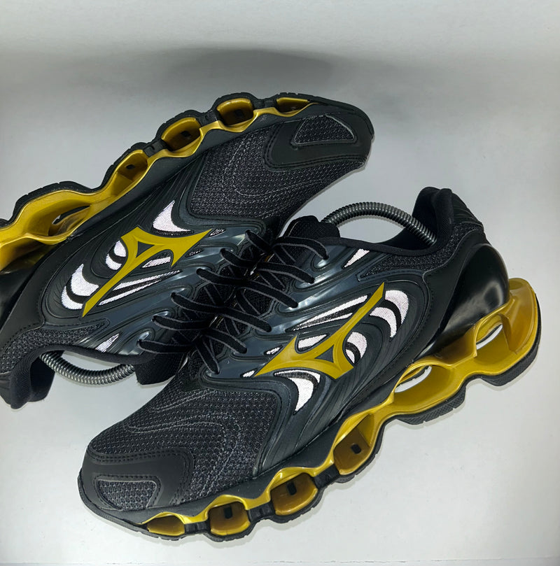 41 - Mizuno Wave Prophecy 12s Black Gold