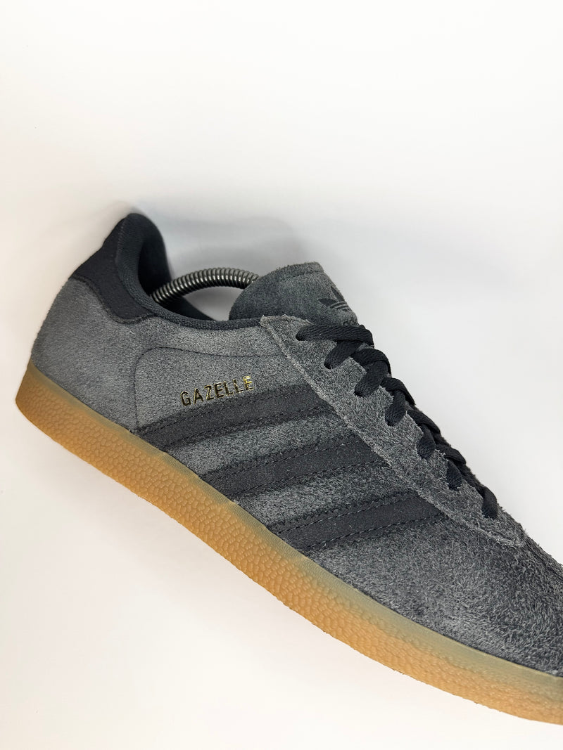42 - Adidas Gazelle Suede Grey Carbon