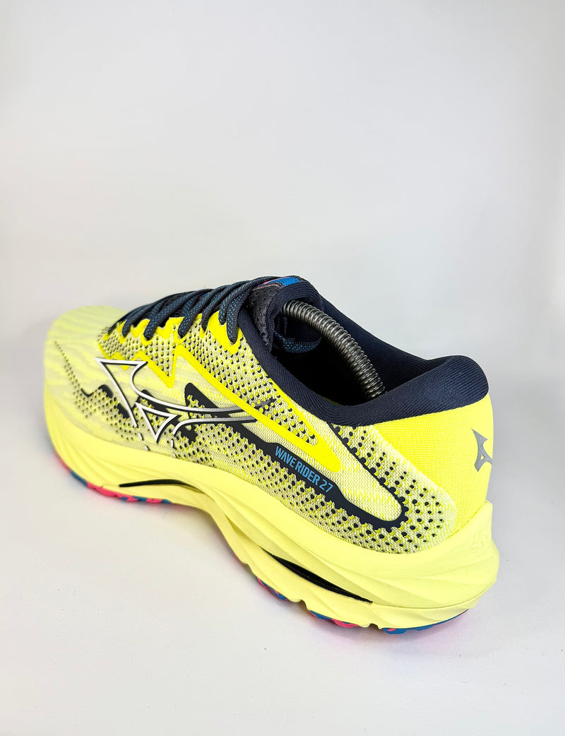 42 - Mizuno Wave Rider 27