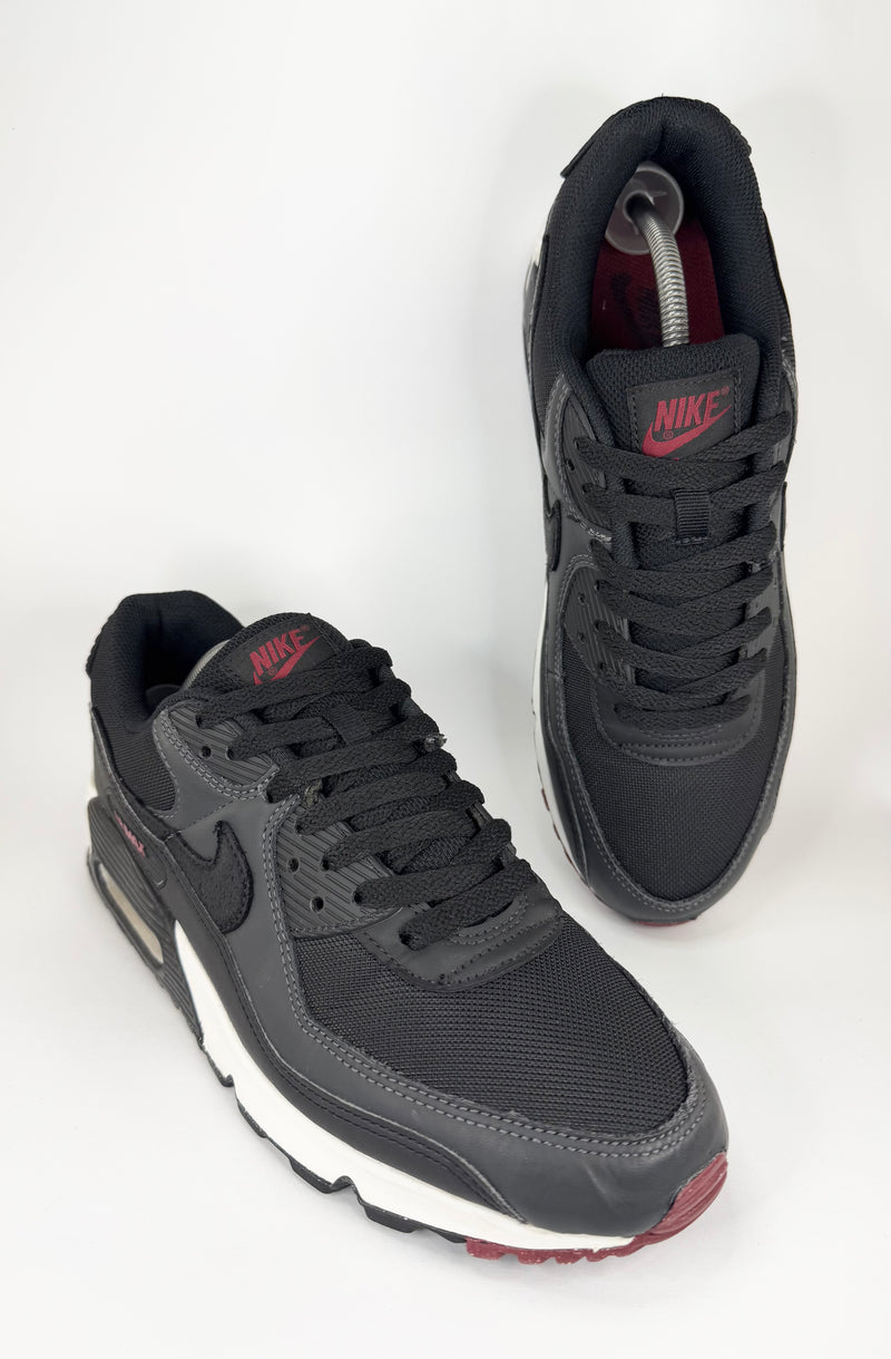 42 - Nike Air Max 90 Anthricite Team Red