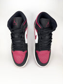 40 - Nike Air Jordan 1 Mid Bred Toe