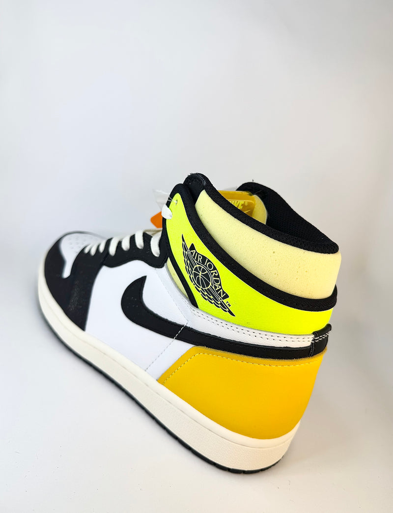 41 - Nike Air Jordan 1 High Volt Gold