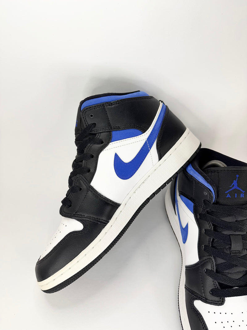 38 - Nike Air Jordan 1 Mid Racer Blue