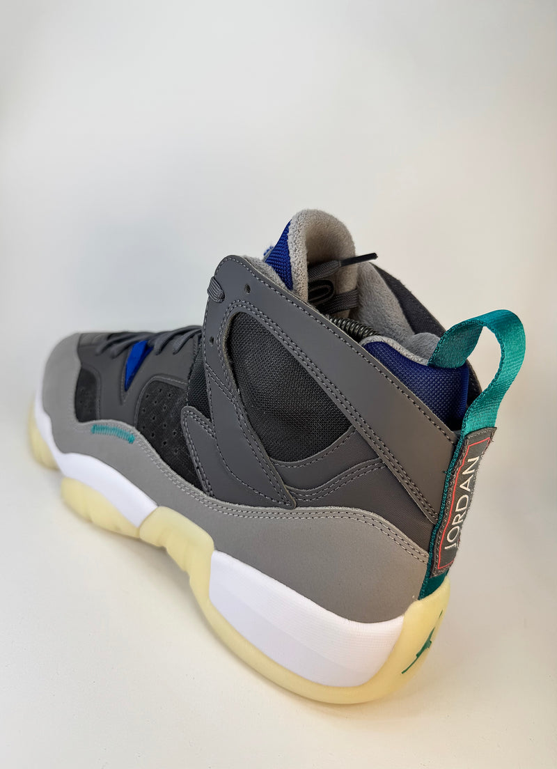 43 - Nike Air Jordan Jumpman Two Trey Cement Grey