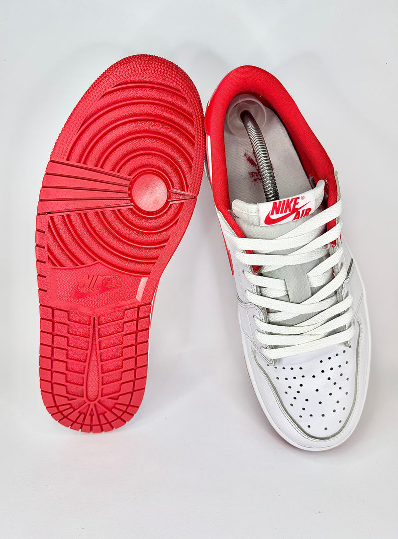 43 - Nike Air Jordan 1 Low White Red