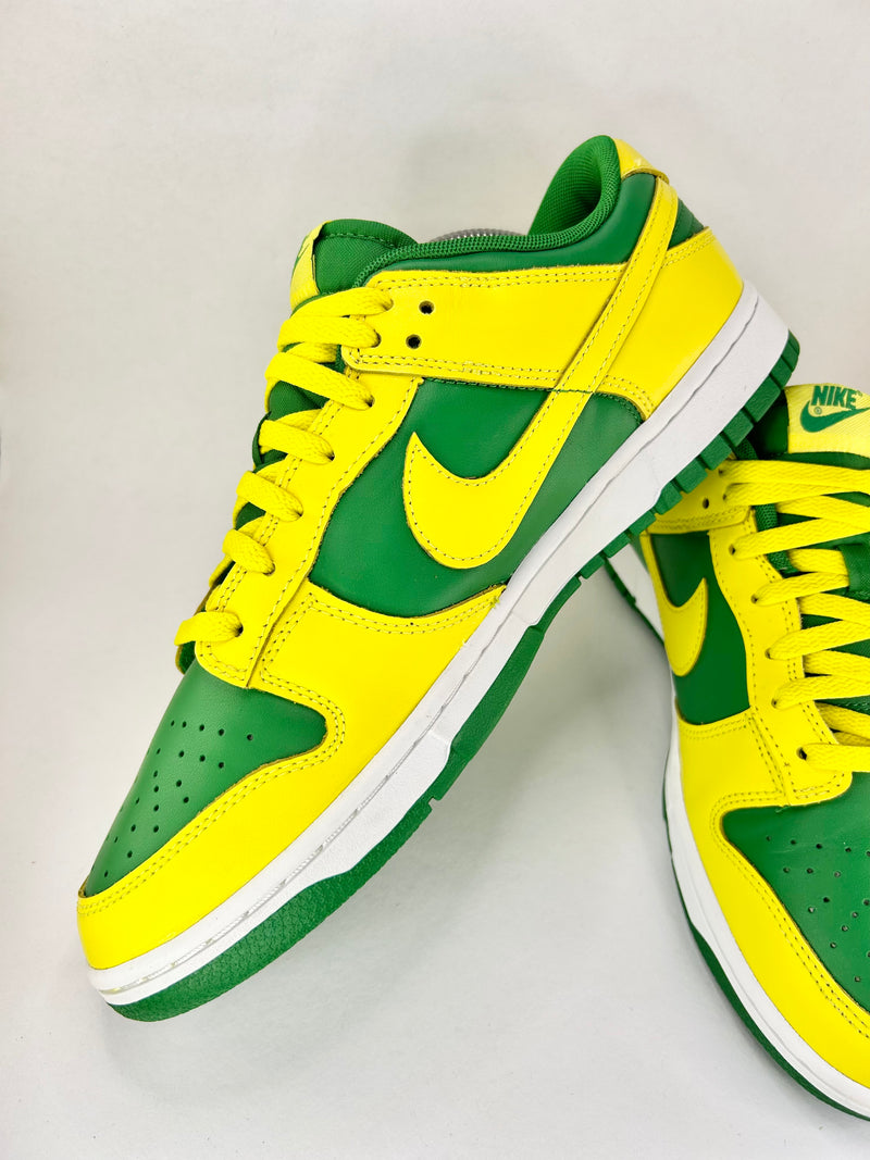 42 - Nike Dunk Low Reverse Brazil