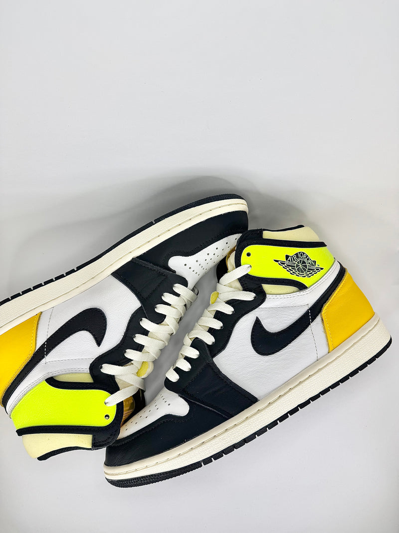 41 - Nike Air Jordan 1 High Volt Gold