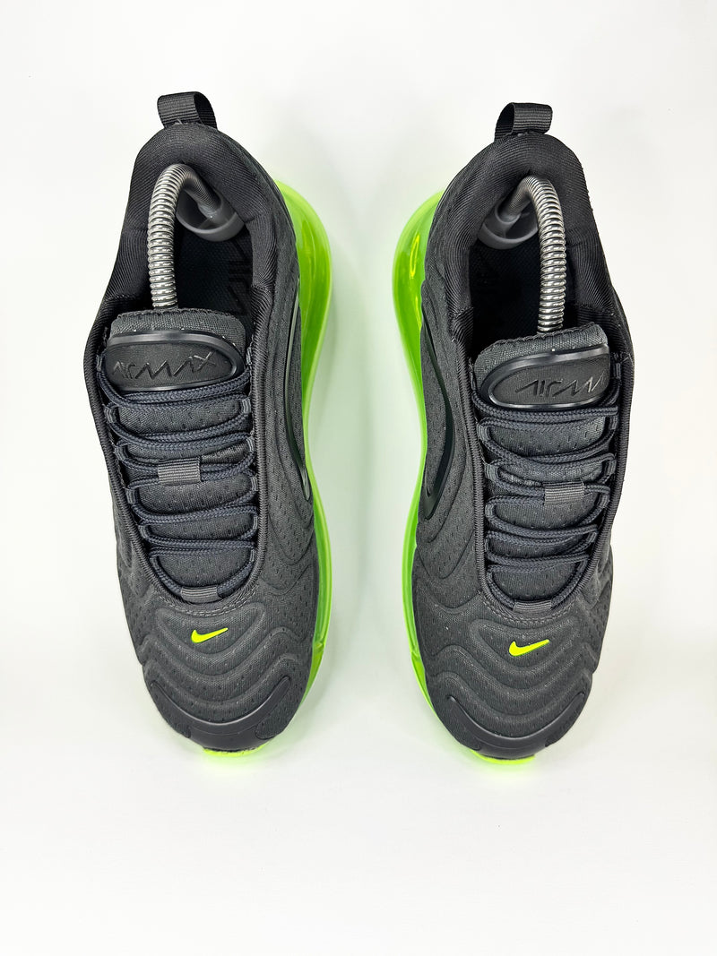 39 - Nike Air Max 720 Black & Volt
