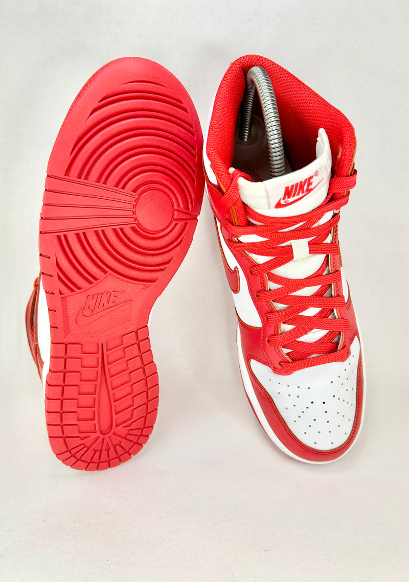 40 - Nike Dunk High Championship Red