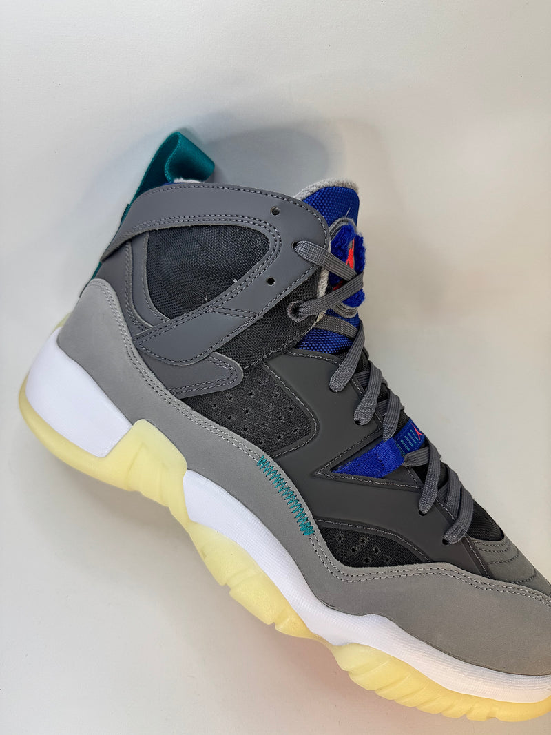 43 - Nike Air Jordan Jumpman Two Trey Cement Grey