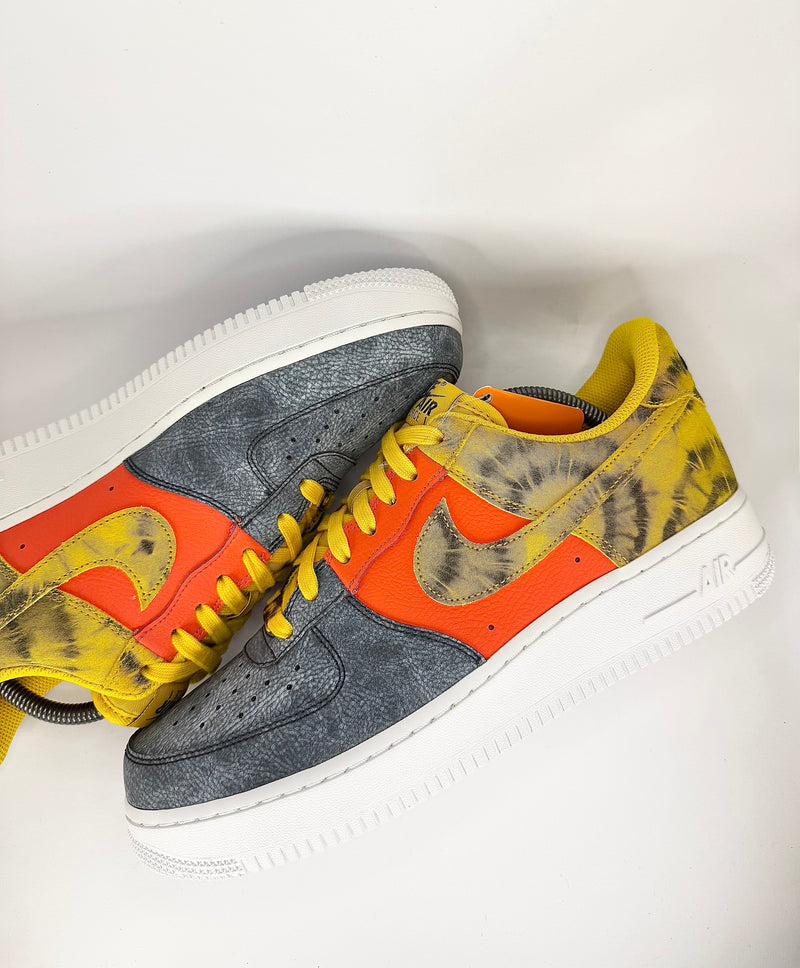 41 - Nike Air Force 1 Low Tie Dye Dark Sulphur