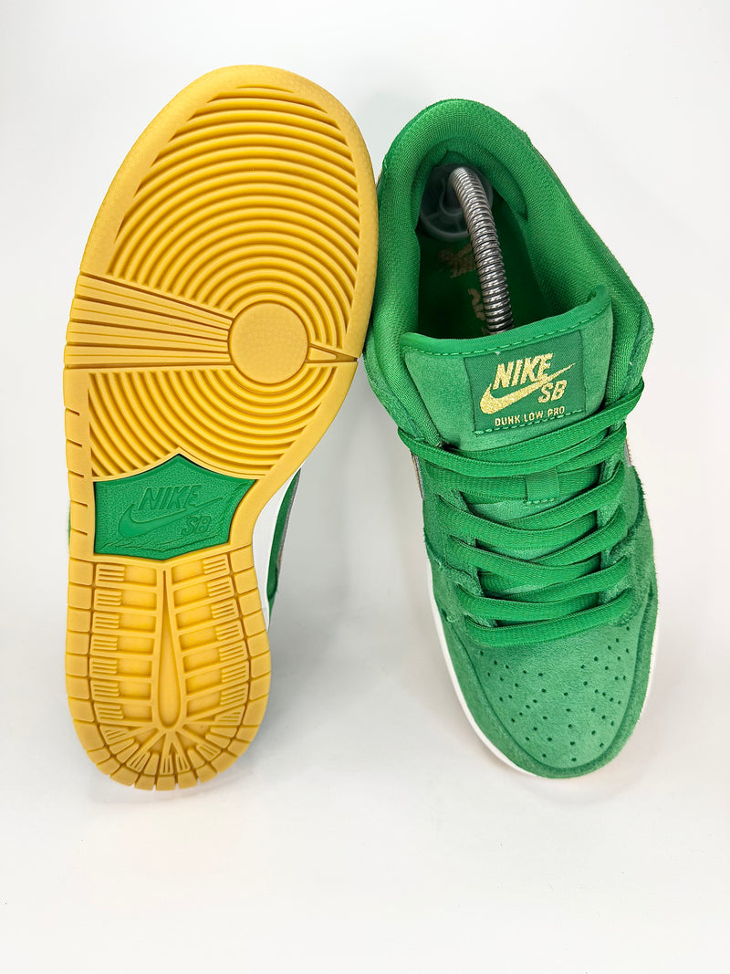 39 - Nike SB Dunk Low Pro St. Patrick's Day