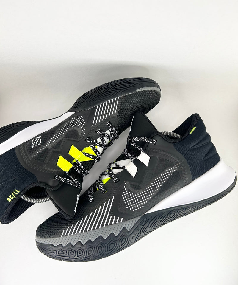 42 - Nike Kyrie 5 Flytrap Black Cool Grey