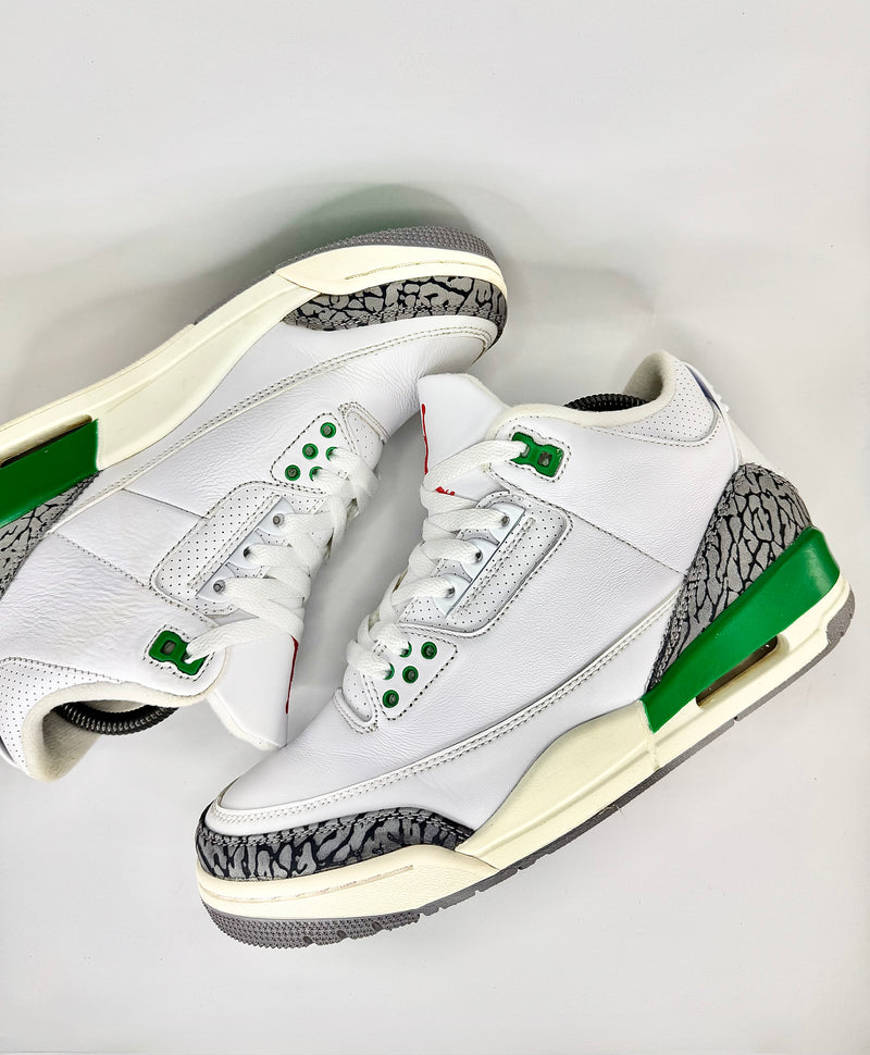 39 - Nike Air Jordan 3 Lucky Green