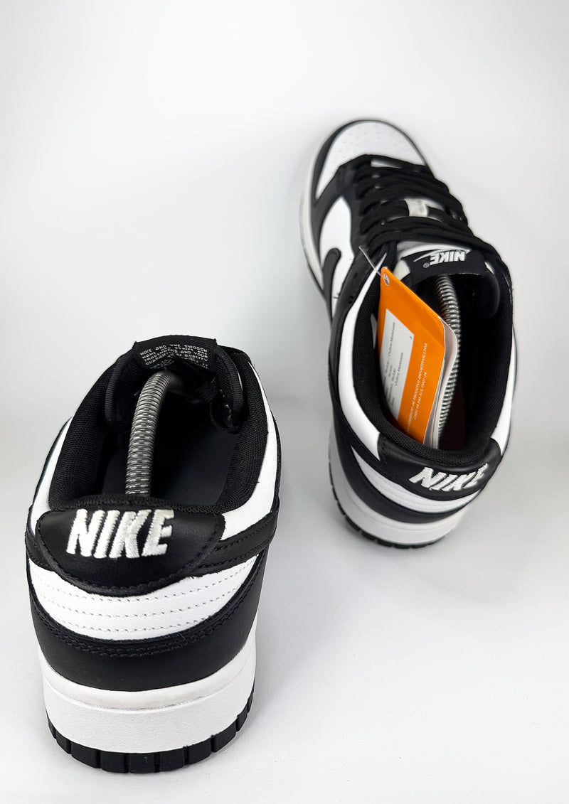 42 - Nike Dunk Low Black Panda