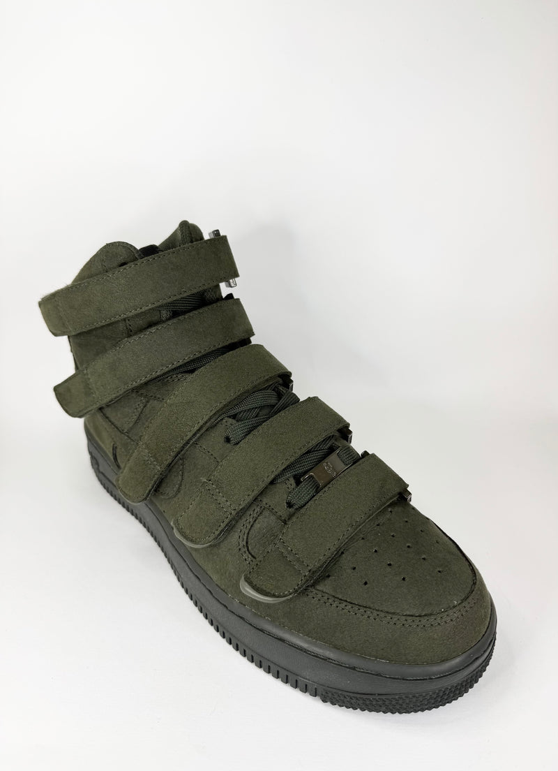 41 - Billie Eilish x Nike Air Force 1 High Sequoia