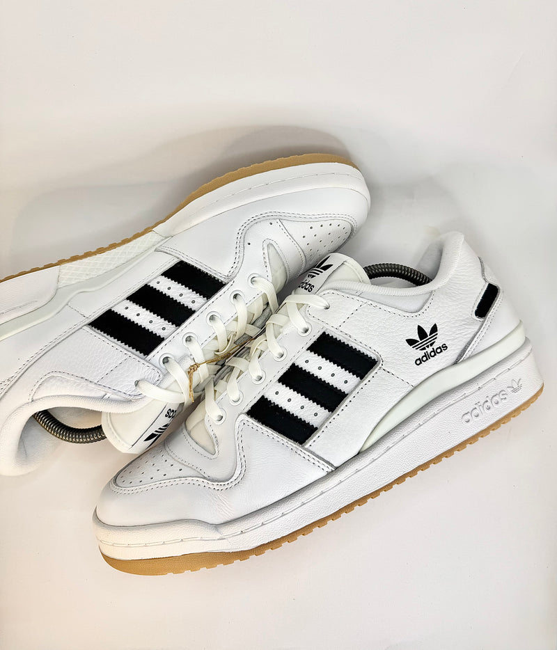 41 - Adidas Forum 84 Low ADV Cloud White