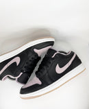 40 - Nike Air Jordan 1 Low SE Iced Lilac