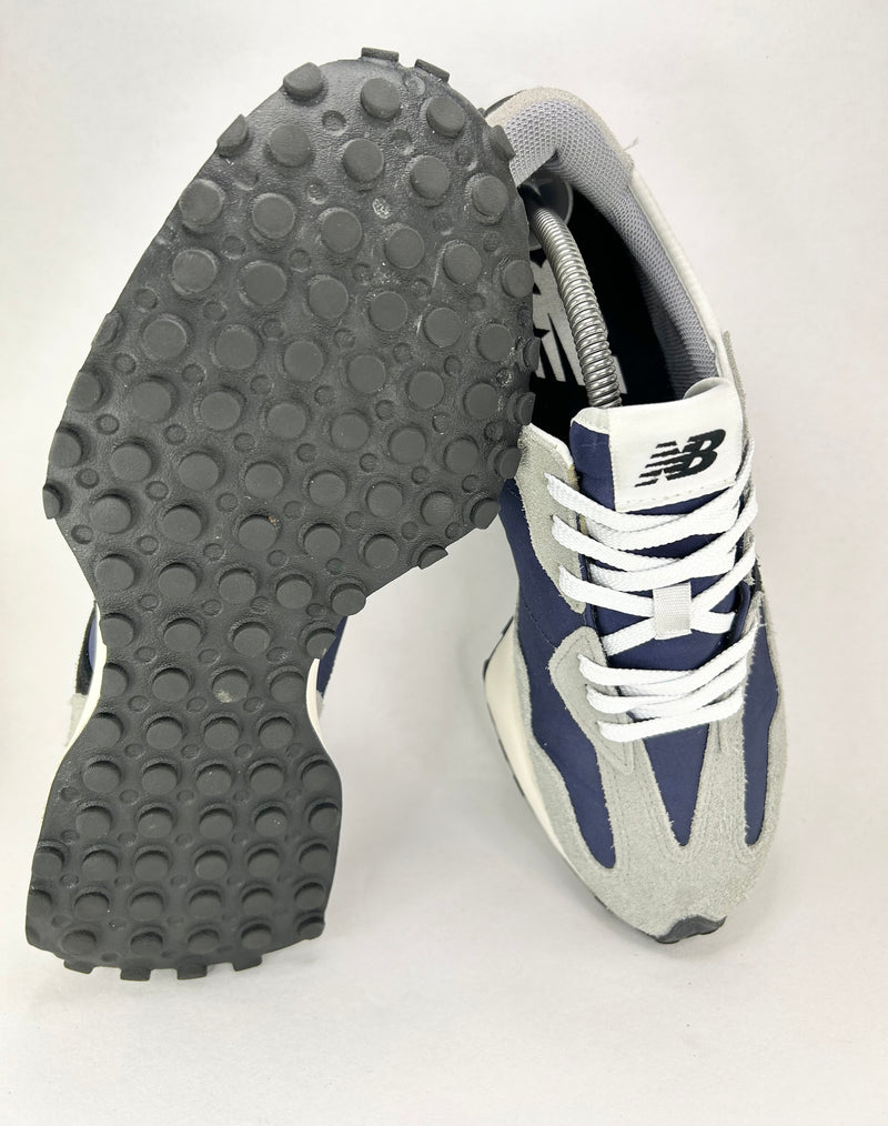 41 - New Balance 327 Grey And Blue