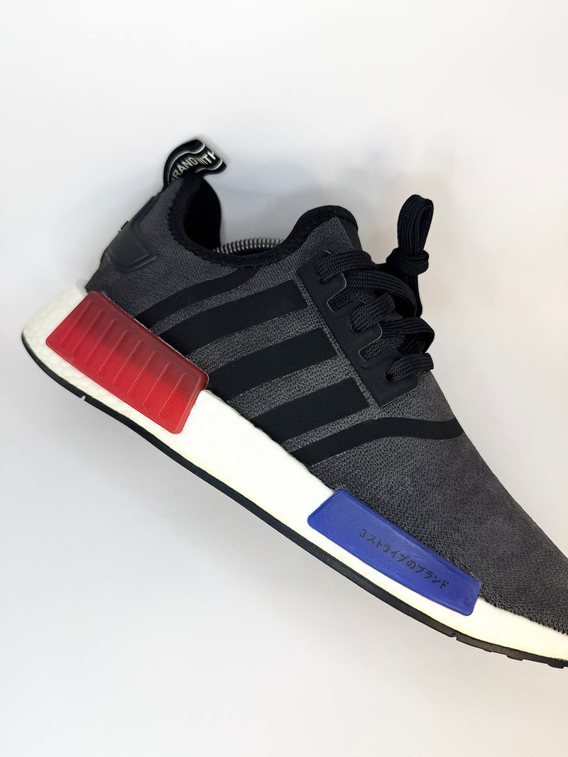 42 - Adidas NMD R1 Originals