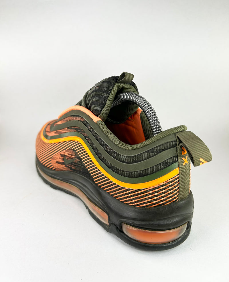 39 - Nike Air Max 97 Ultra 17 Total Orange