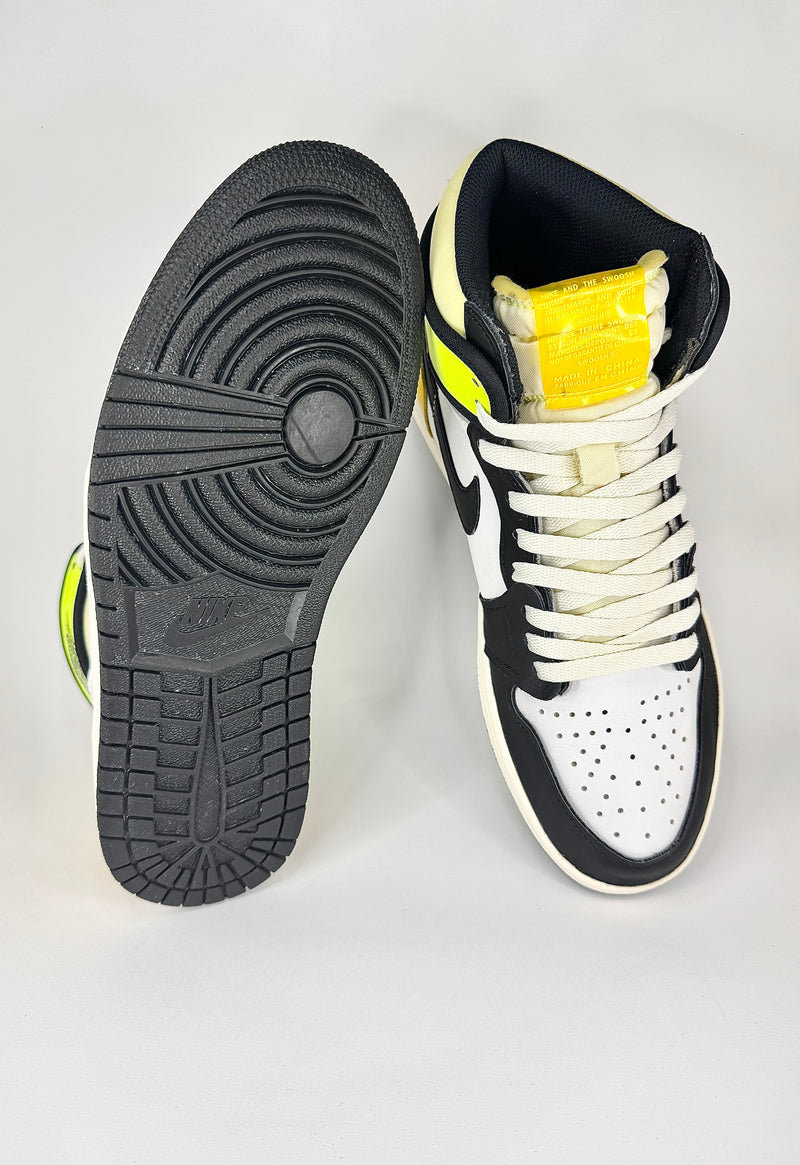 41 - Nike Air Jordan 1 High Volt Gold