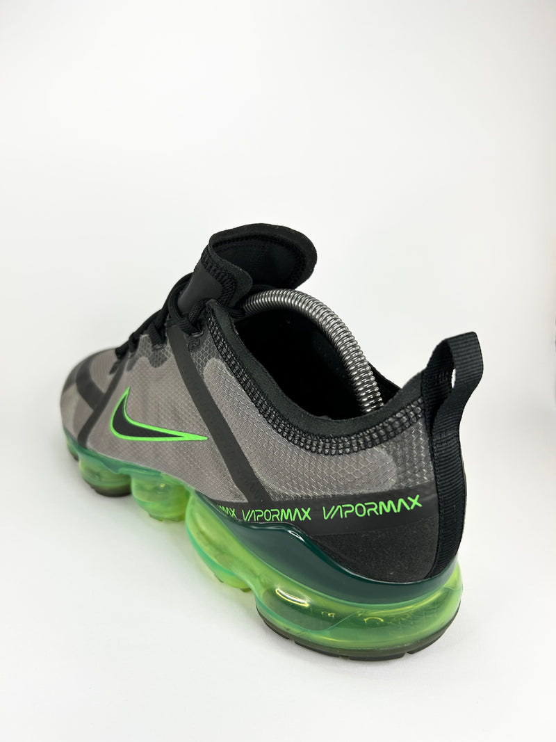 42 - Nike Vapormax 2019 Eletric Green