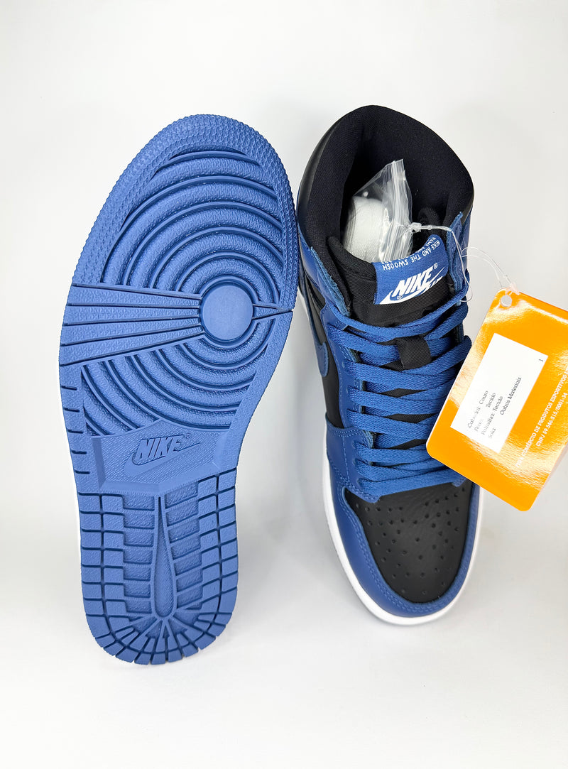 39 - Nike Air Jordan 1 High OG Dark Marina Blue