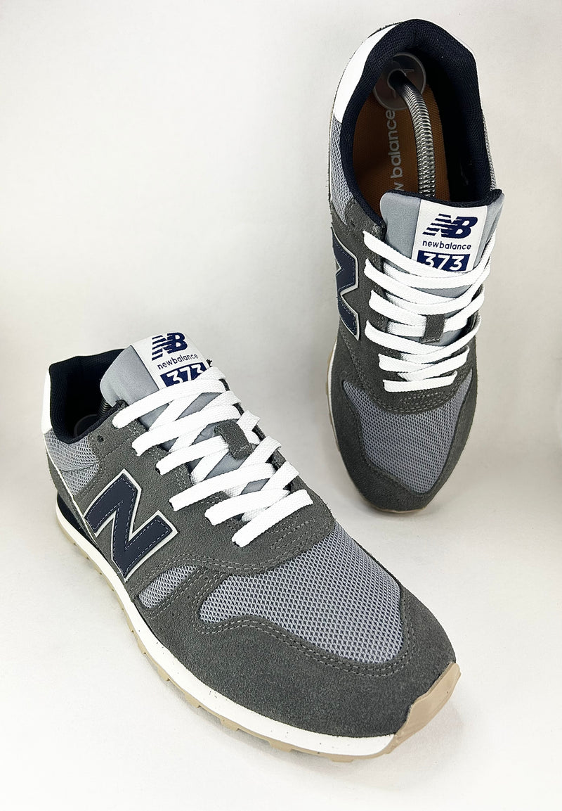 42 - New Balance 373
