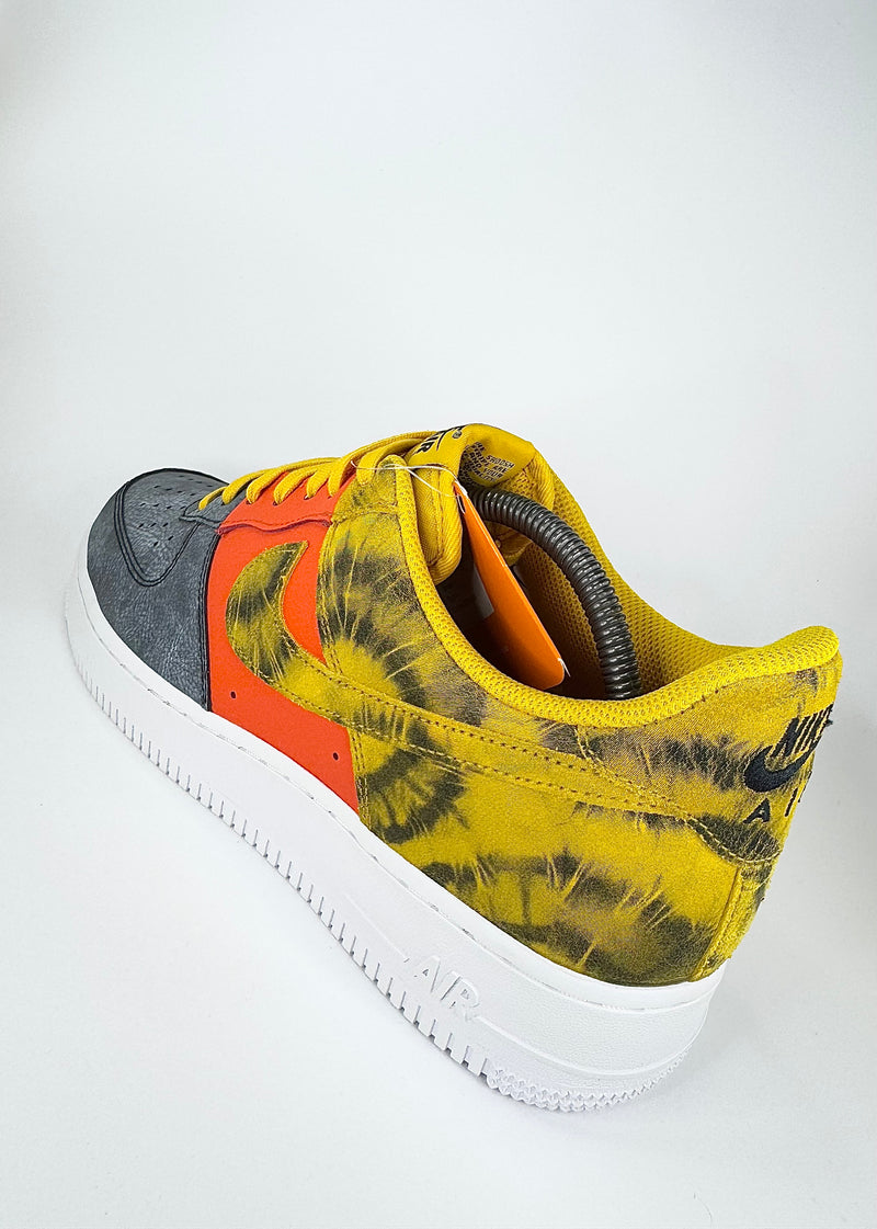 41 - Nike Air Force 1 Low Tie Dye Dark Sulphur
