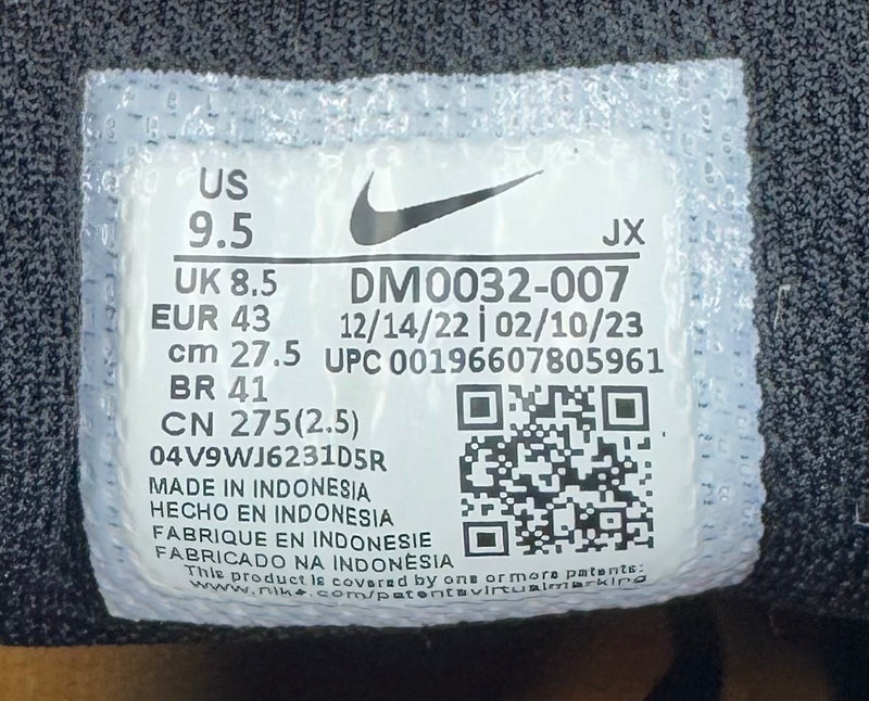 41 - Nike Air Max Plus Black & Sundial