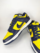 39 - Nike Dunk Low Michigan Varsity Maize